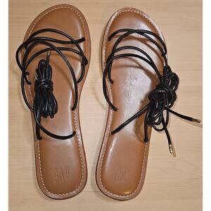 Gap Strappy Lace-Up Ankle Wrap Sandals in Black